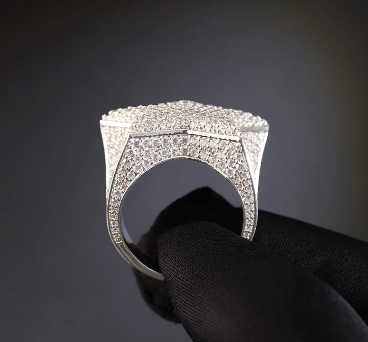 VVS D Star Ring
