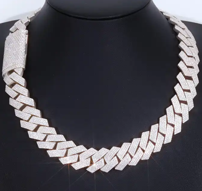 4 Row 20MM Cuban Link Chain VVS1 Moissanite Diamonds