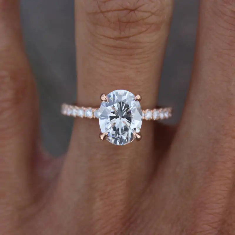 VVS1 D MOISSANITE WEDDING RING CIRCLE