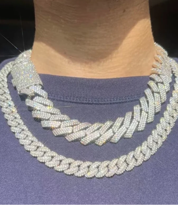 Moissanite VVS1 D 20MM Baguette Moissanite Cuban Link Chain/Bracelet